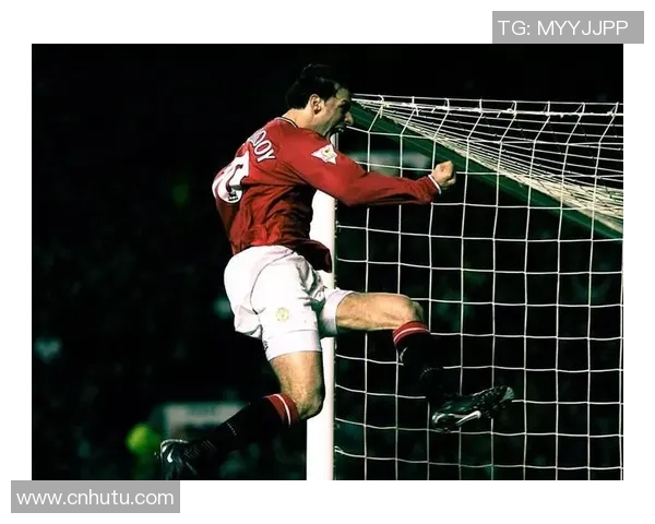 法国足球明星Evra的辉煌历程与场外生活揭秘