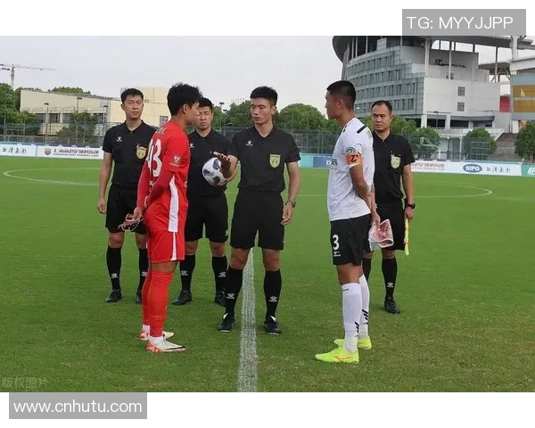 最近哪位足球明星莅临西安引发球迷热议活动盛况空前