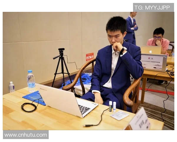 杭州足球队在城市联赛中的节奏表现分析与未来展望 杭州足球队在城市联赛中的节奏表现分析与未来展望