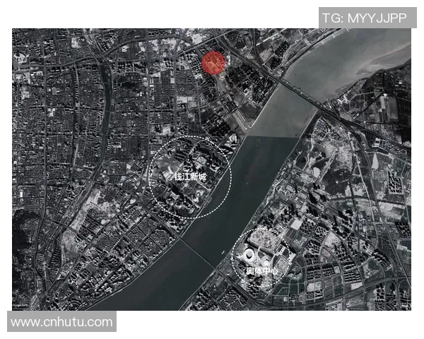 杭州足球队防守策略解析与战术思考深度剖析